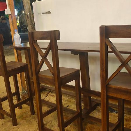 بيت شباب Costels Arugambay آروغام المظهر الخارجي الصورة