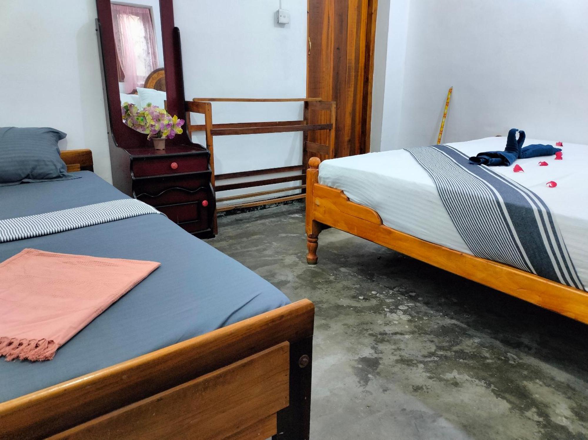 بيت شباب Costels Arugambay آروغام الغرفة الصورة