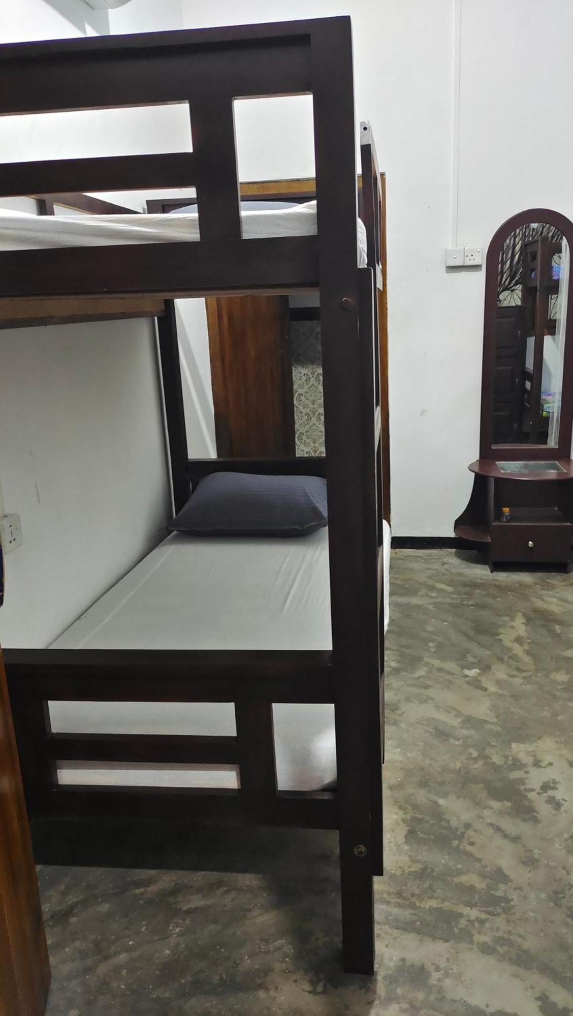 بيت شباب Costels Arugambay آروغام المظهر الخارجي الصورة